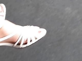 long toenails feet